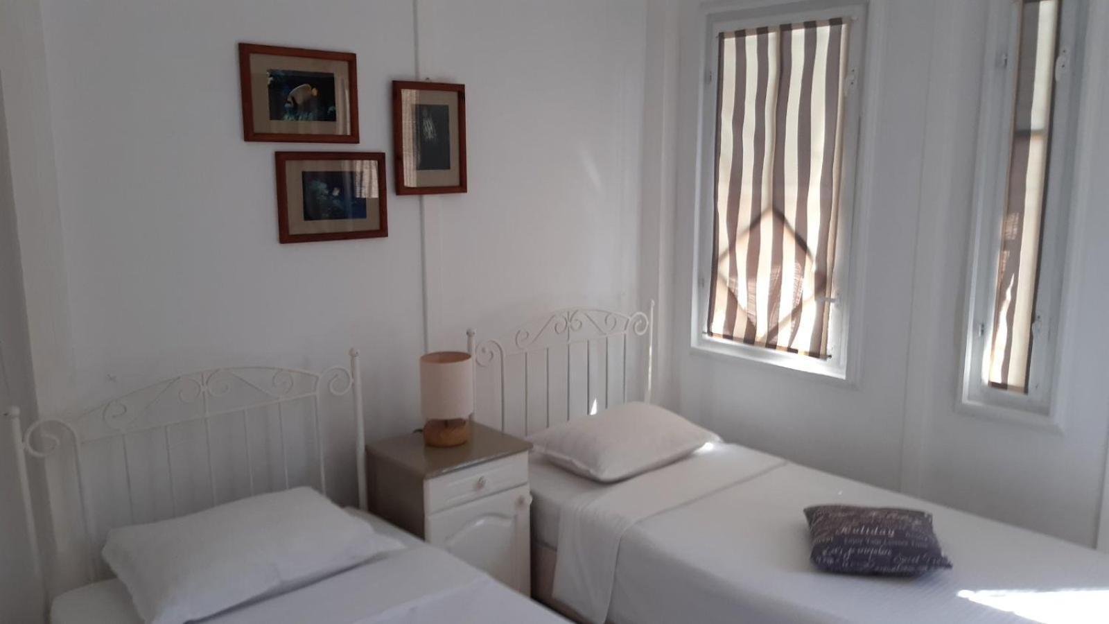 Motivi cottage Saints Constantine and Helena Esterno foto